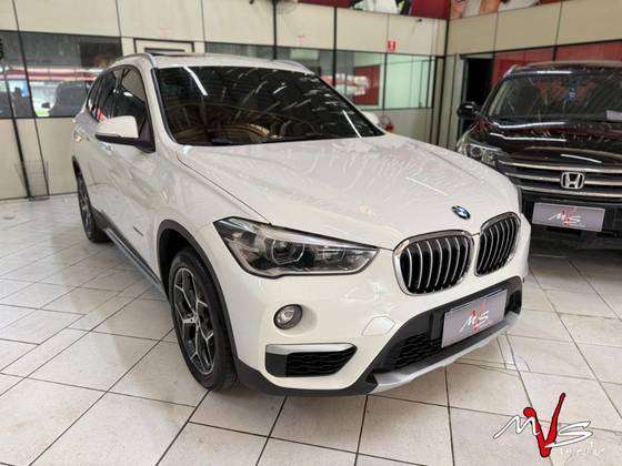 BMW X1 2.0 16V TURBO ACTIVEFLEX SDRIVE20I X-LINE 4P AUTOMÁTICO